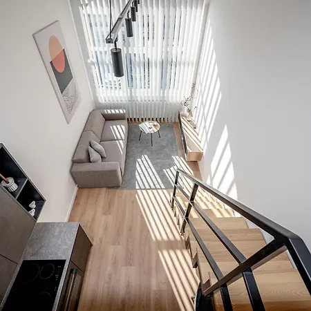 Bright Loft, By Cohost 公寓