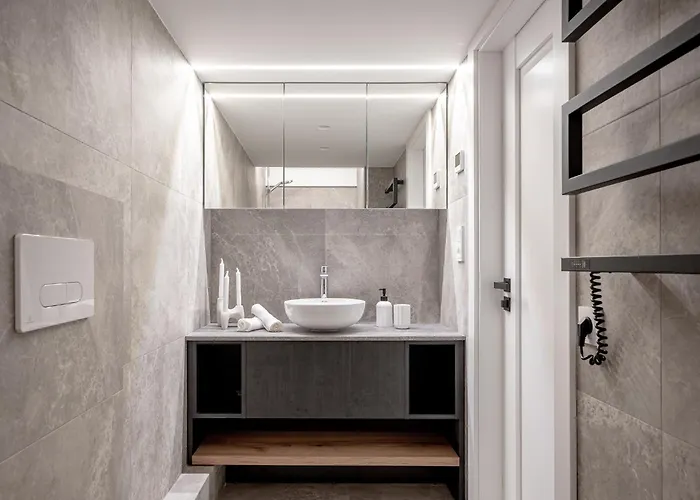 Bright Loft, By Cohost Apartment *