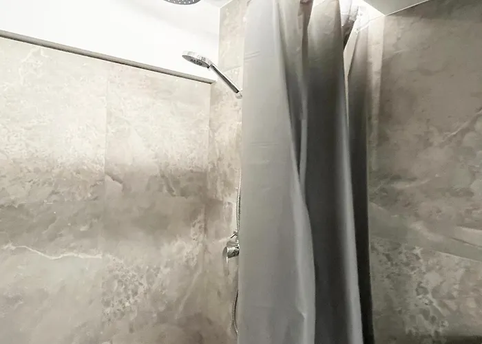 Bright Loft, By Cohost Apartment