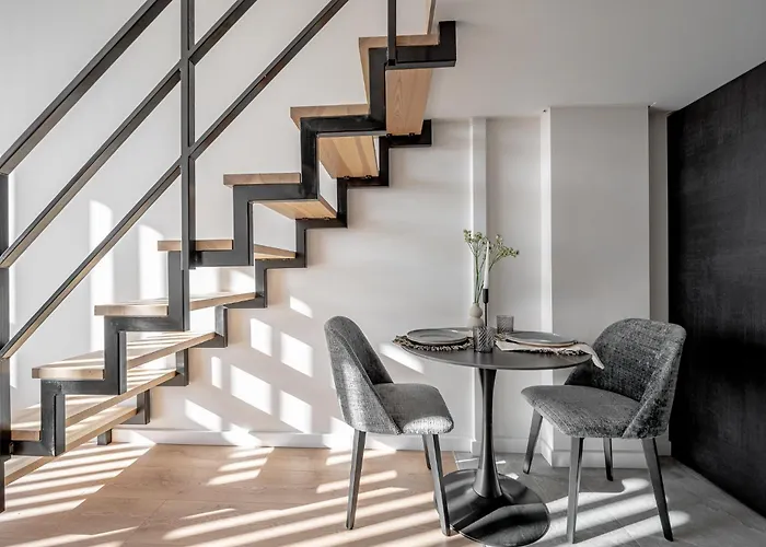 Bright Loft, By Cohost Apartment *