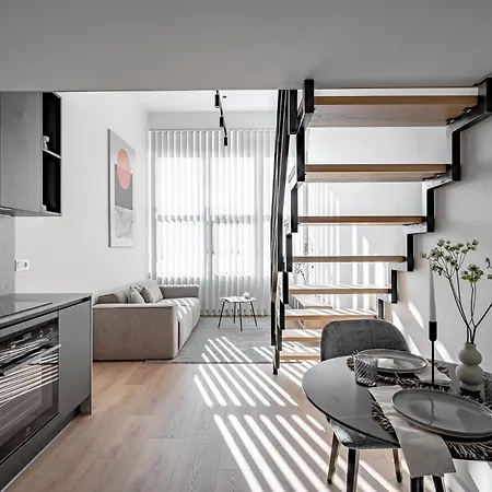 Bright Loft W-ac & Free Netflix, By Cohost * Wilna