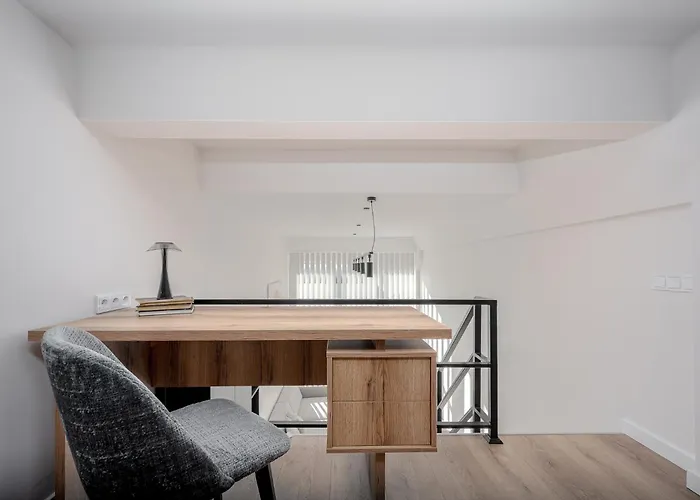 Bright Loft, By Cohost Apartament *